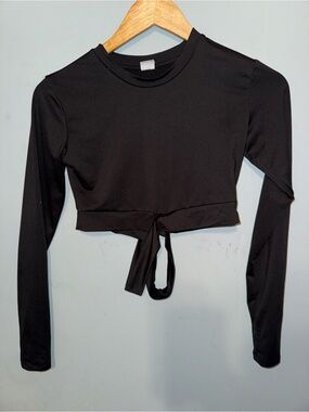 Women's Black Long-Sleeve Crop Top with Front crisscross
